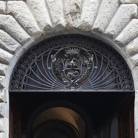 Apt. Melograno - Pauline Suites, Palazzo Borghese ฟลอเรนซ์ ภายนอก รูปภาพ